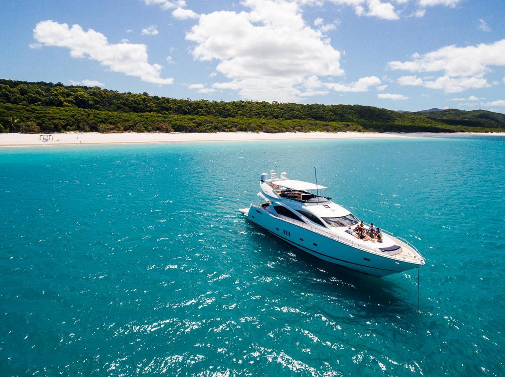 luxury yacht charter hamilton island