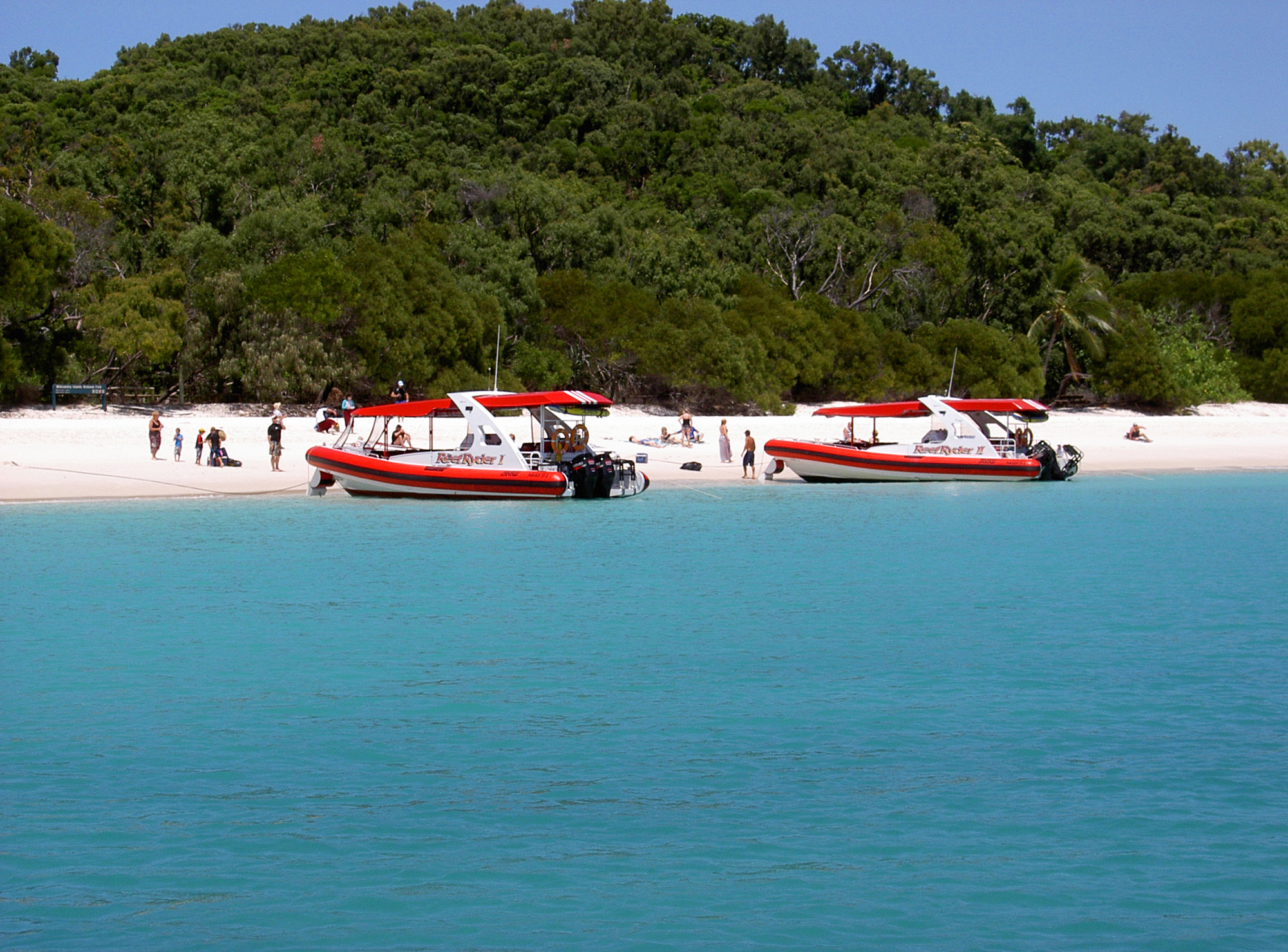 Visit Whitehaven Beach with Reef Ryder from Hamilton Island 